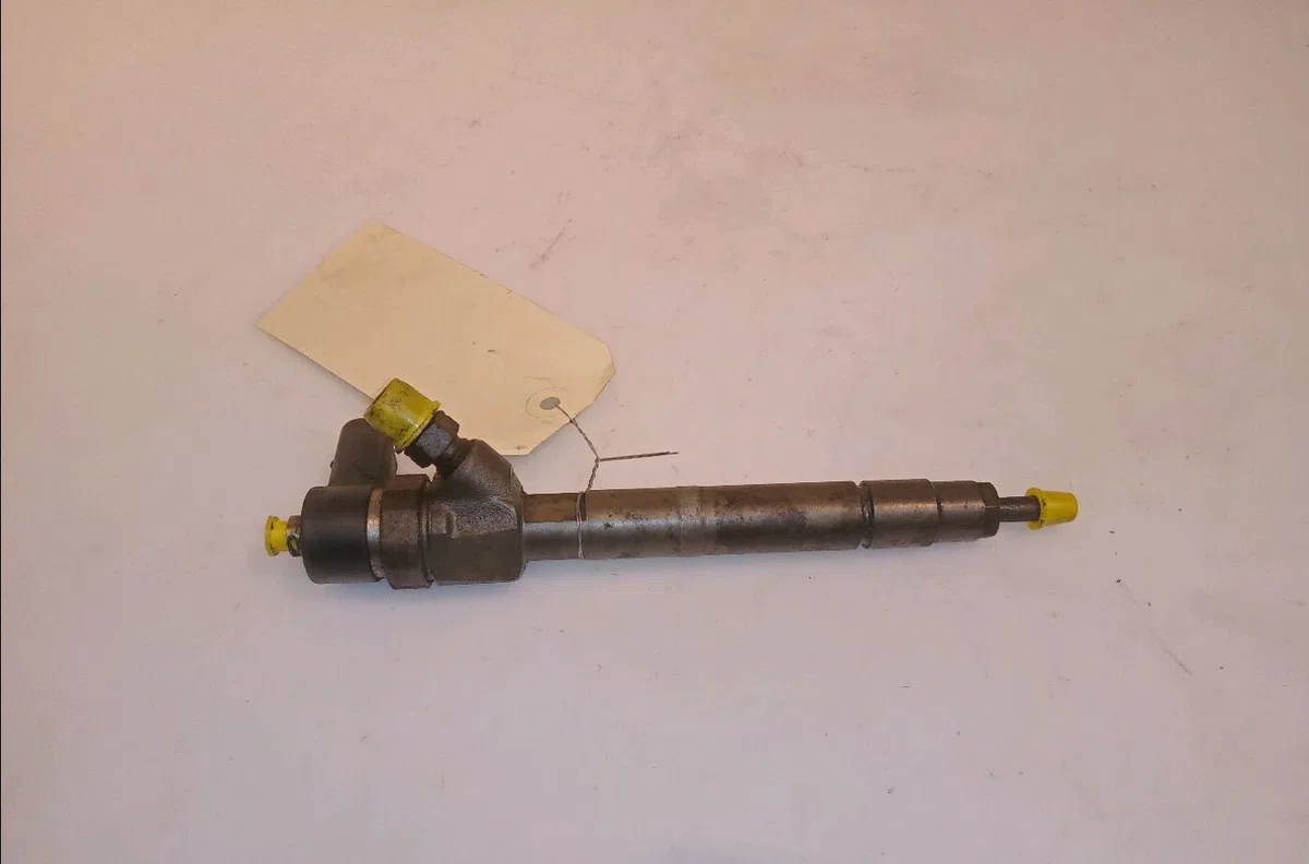 Injecteur Mercedes-benz CLASSE C Coupe Sport (CL203) C 220 cdi (203.708) (2004-2008) 3 portes occasion