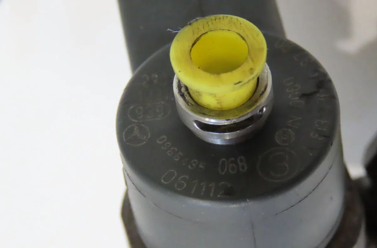 Injecteur Mercedes-benz CLASSE E Break (S210) E 270 t cdi (210.216) (1999-2003) occasion