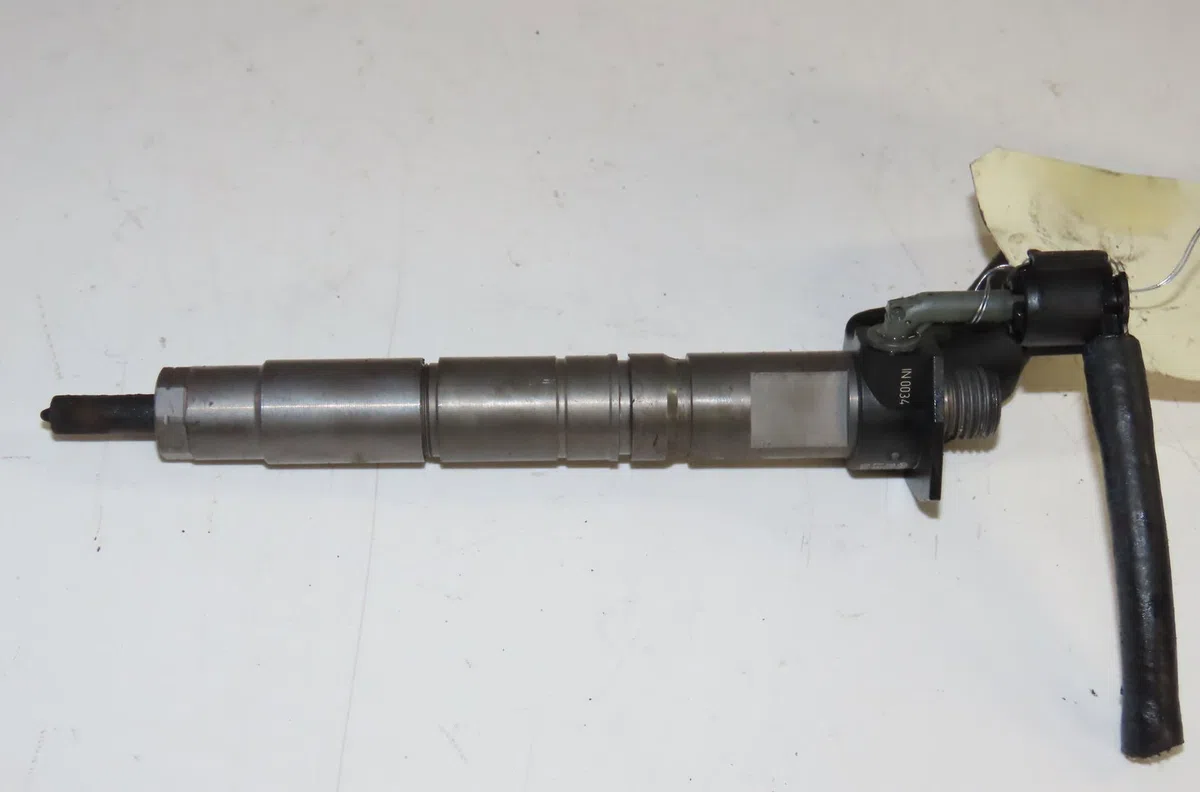 Injecteur Mercedes-benz CLASSE M (W166) Ml 250 cdi - bluetec 4-matic (166.004, 166.003) (2011-2015) occasion