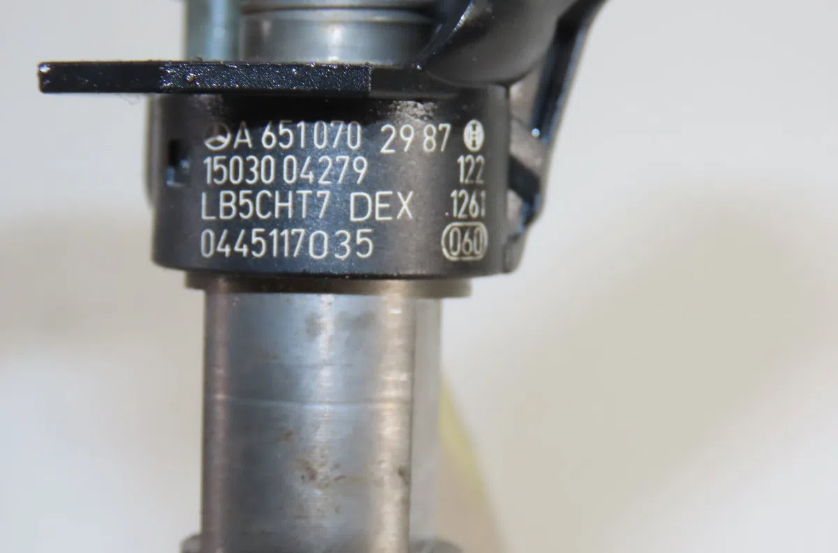 Injecteur Mercedes-benz CLASSE M (W166) Ml 250 cdi - bluetec 4-matic (166.004, 166.003) (2011-2015) occasion