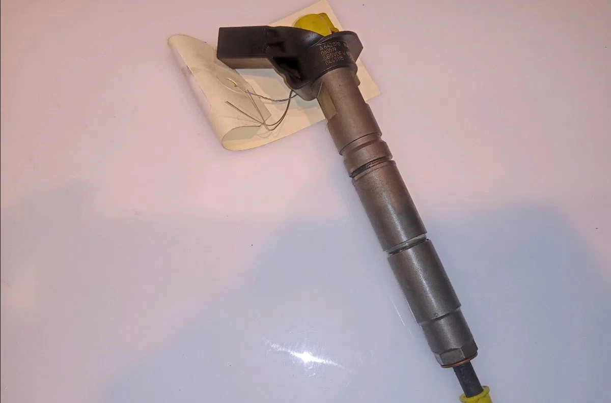 Injecteur Mercedes-benz CLK Décapotable (A209) Clk 320 cdi (209.420) (2005-2010) occasion