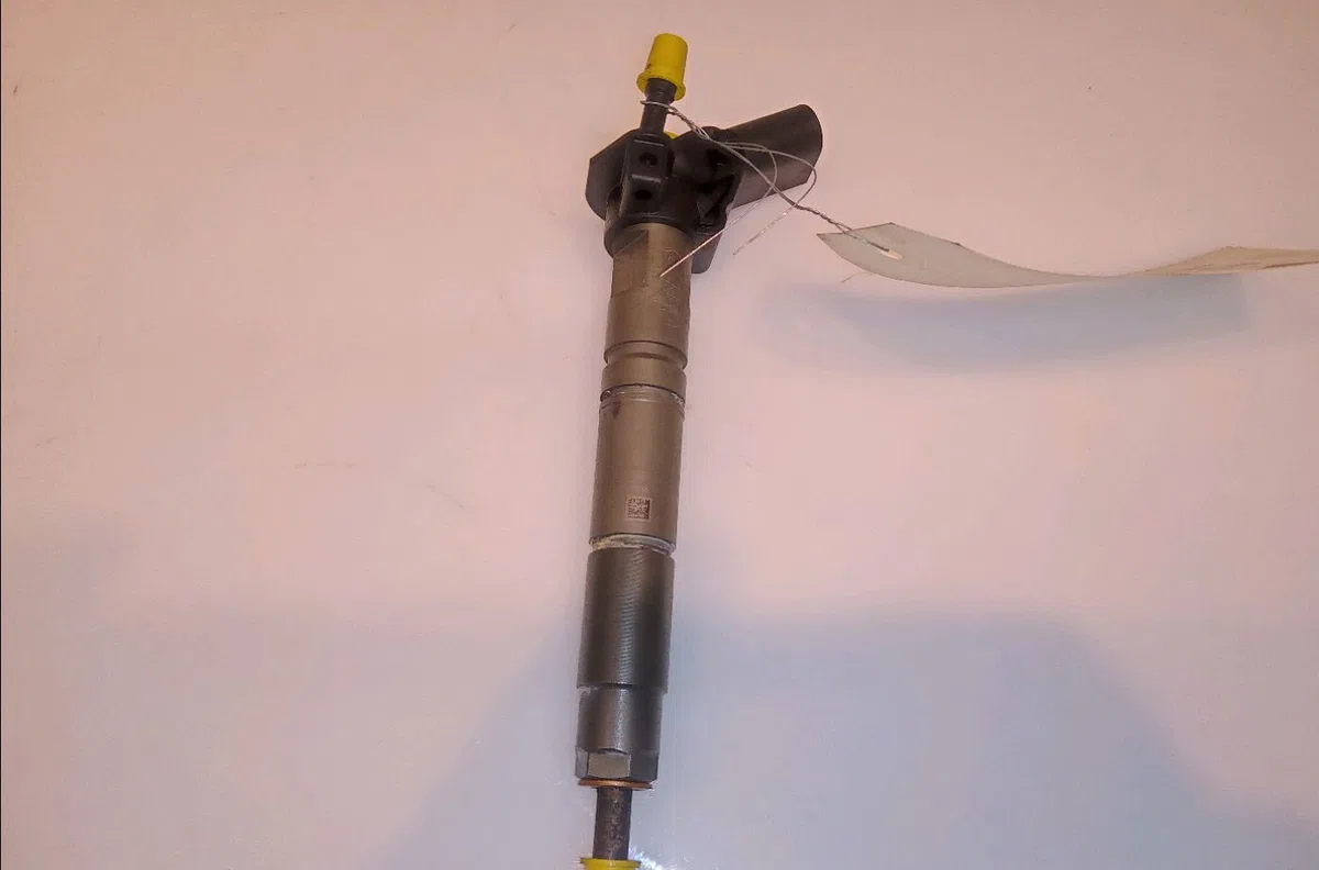 Injecteur Mercedes-benz CLK Décapotable (A209) Clk 320 cdi (209.420) (2005-2010) occasion