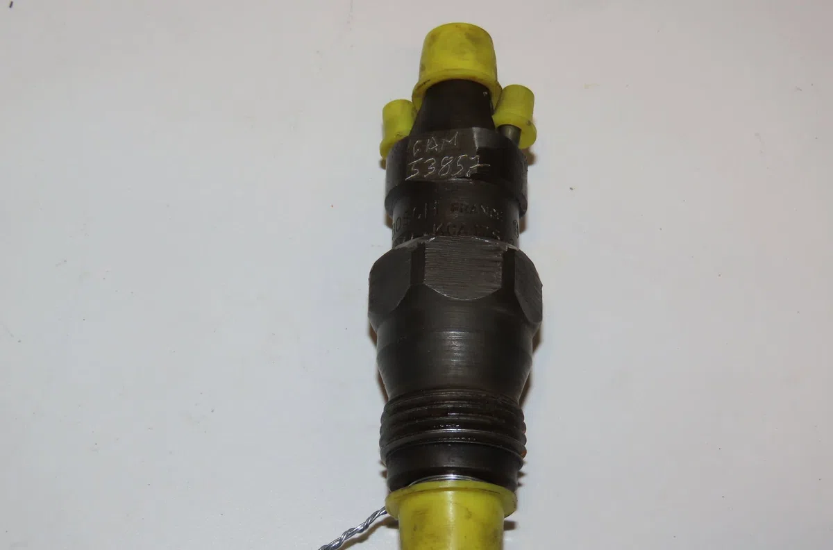 Injecteur PEUGEOT 205 1990 occasion