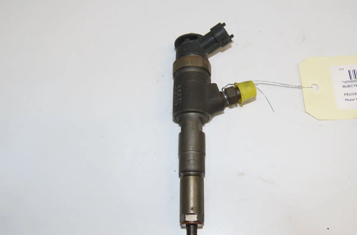 Injecteur PEUGEOT 206  2009 occasion