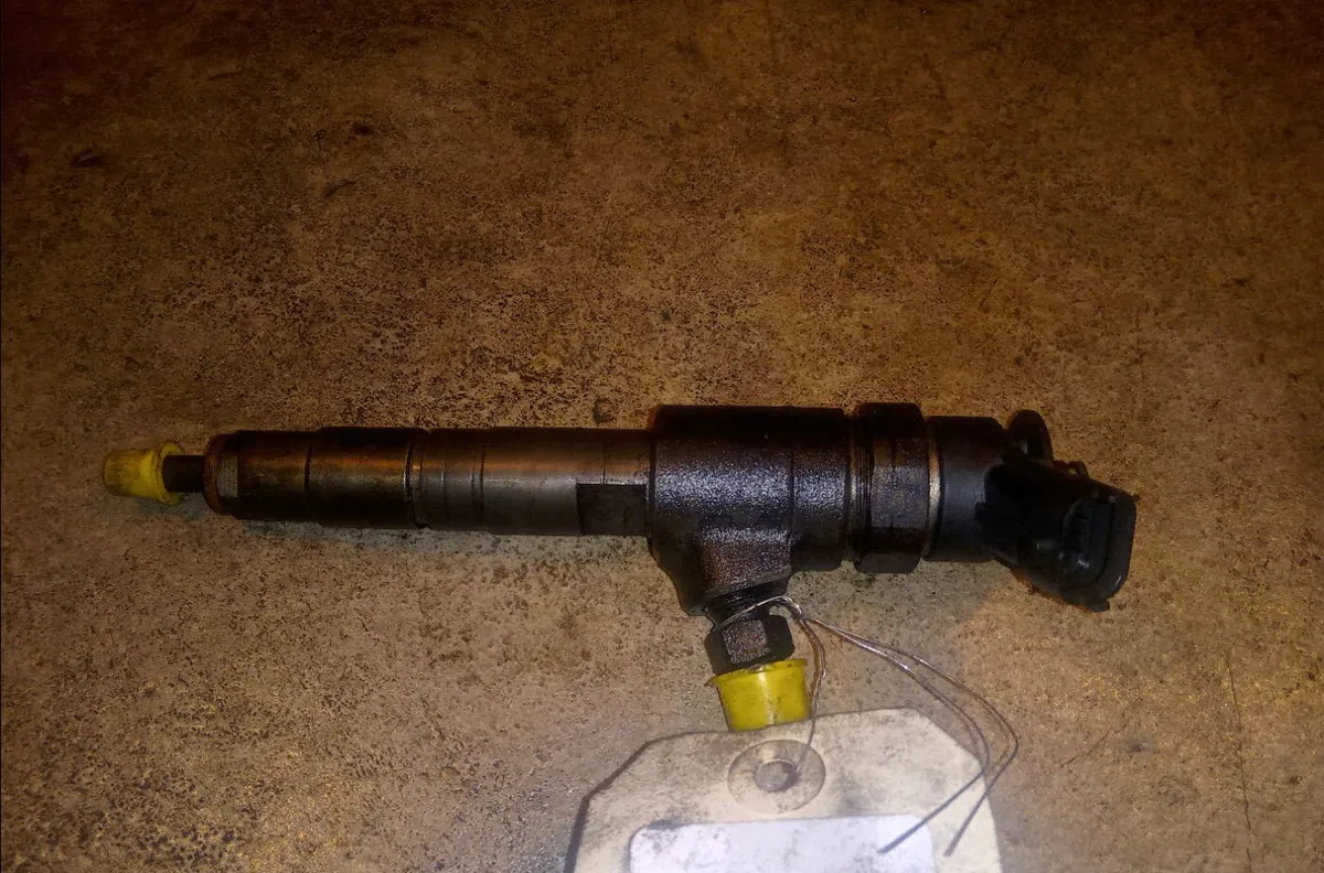 Injecteur Peugeot 207-207 (WA_, WC_) 1.4 hdi (2006-2015) 5 portes occasion