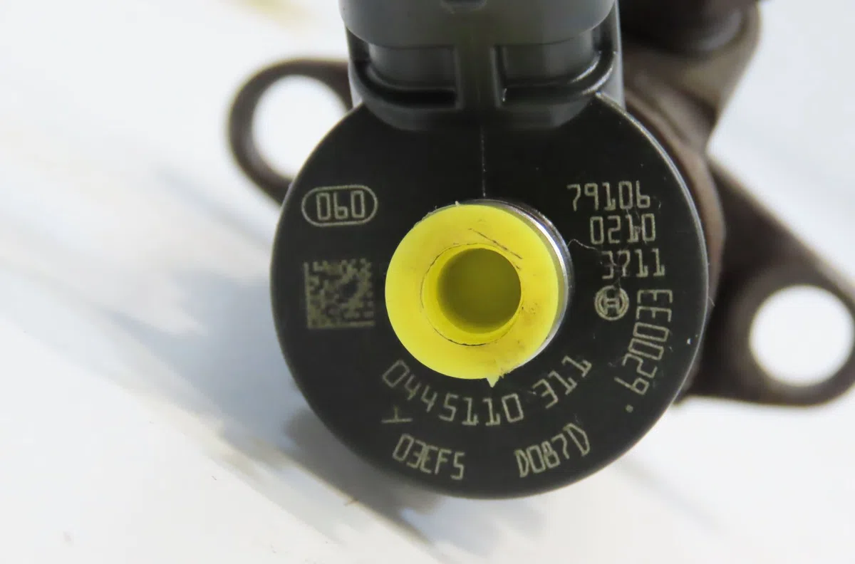 Injecteur Peugeot 207-207 (WA_, WC_) 1.6 hdi (2006-2013) 5 portes occasion