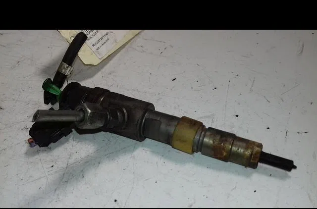 Injecteur Peugeot 207-207 (WA_, WC_) 1.6 hdi (2006-2013) 5 portes occasion