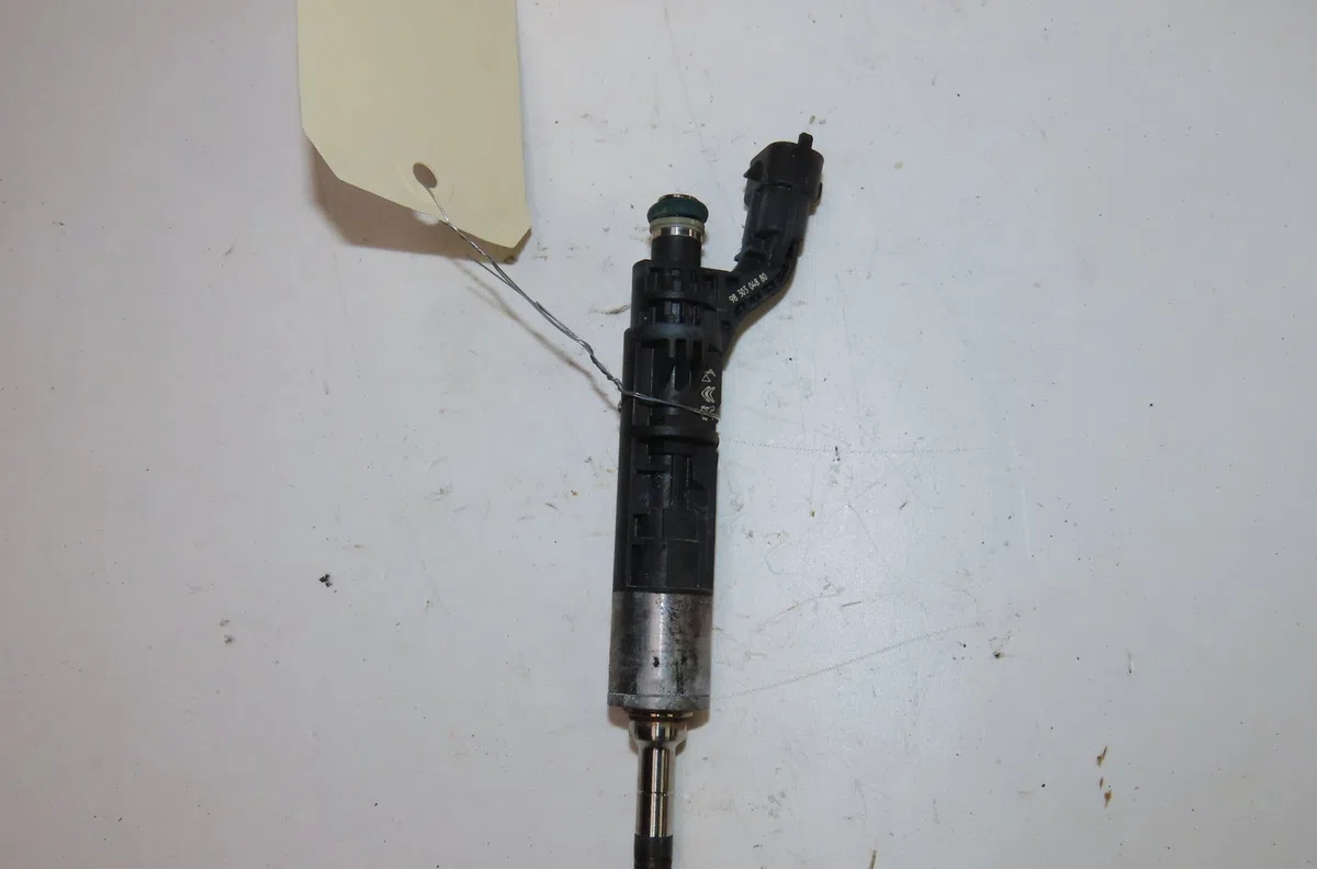 Injecteur Peugeot 208 II (UB_, UP_, UW_, UJ_) 1.2 puretech 100 (2019) 5 portes occasion