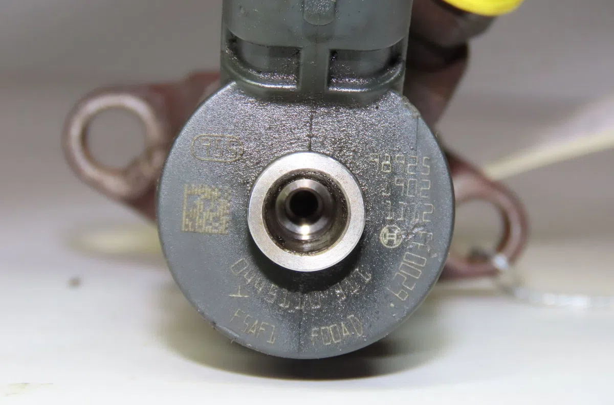 Injecteur Peugeot 308 I (4A_, 4C_) 1.6 hdi (2007-2014) 5 portes occasion