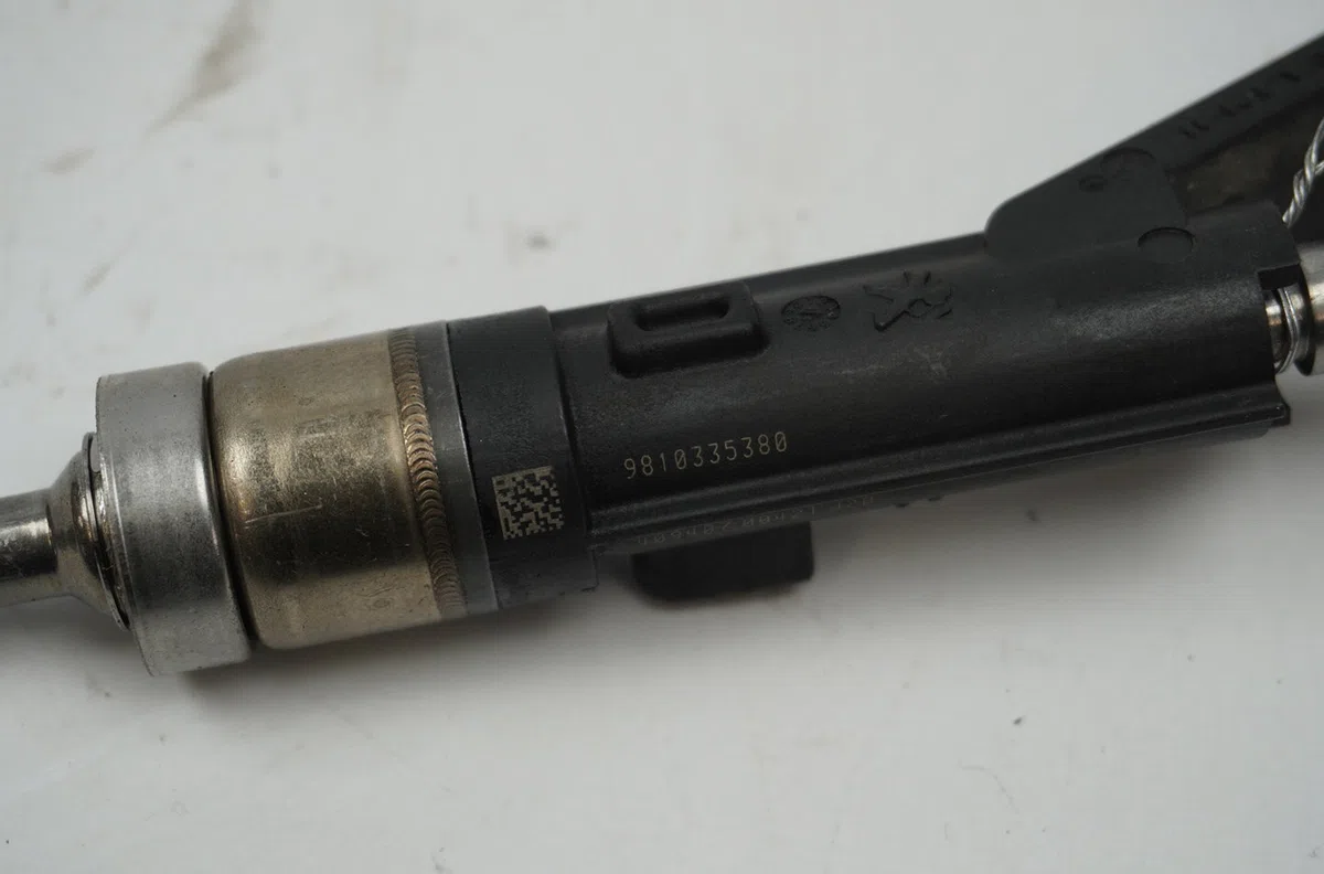 Injecteur Peugeot 308 II (LB_, LP_, LW_, LH_, L3_) 1.2 thp 130 (2013-2021) occasion