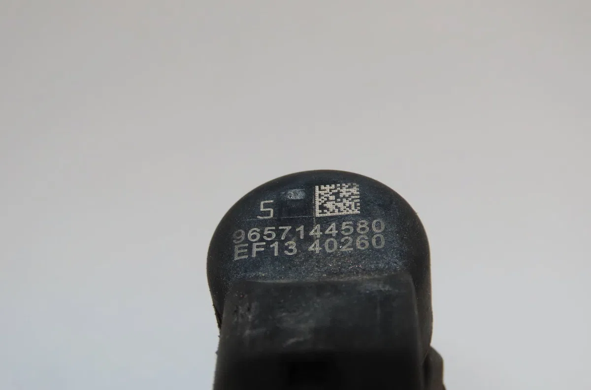 Injecteur Peugeot 407 SW (6E_) 2.0 hdi 135 (2004-2010) occasion