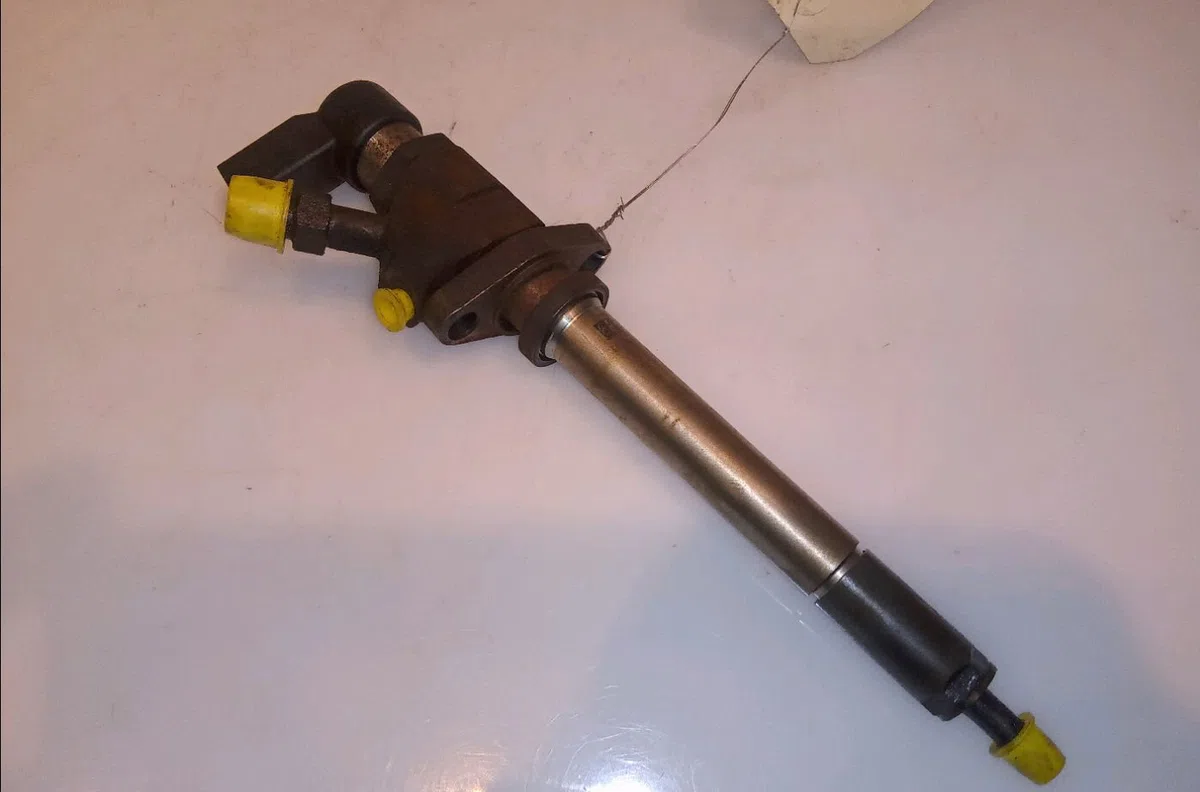Injecteur Peugeot 407 SW (6E_) 2.2 hdi 170 (2006-2010) occasion
