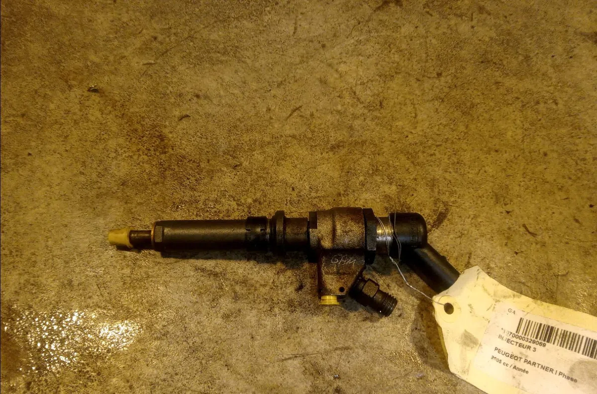 Injecteur Peugeot PARTNER Camionnette-Monospace (5_, G_) 2.0 hdi (2000-2008) 3 portes occasion