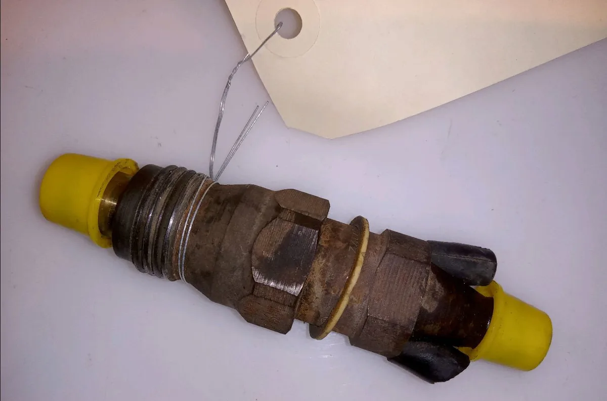 Injecteur Renault CLIO I (B-C57_, 5-357_) 1.9 d (b-c-s576, b-c-s57l) (1991-1998) occasion