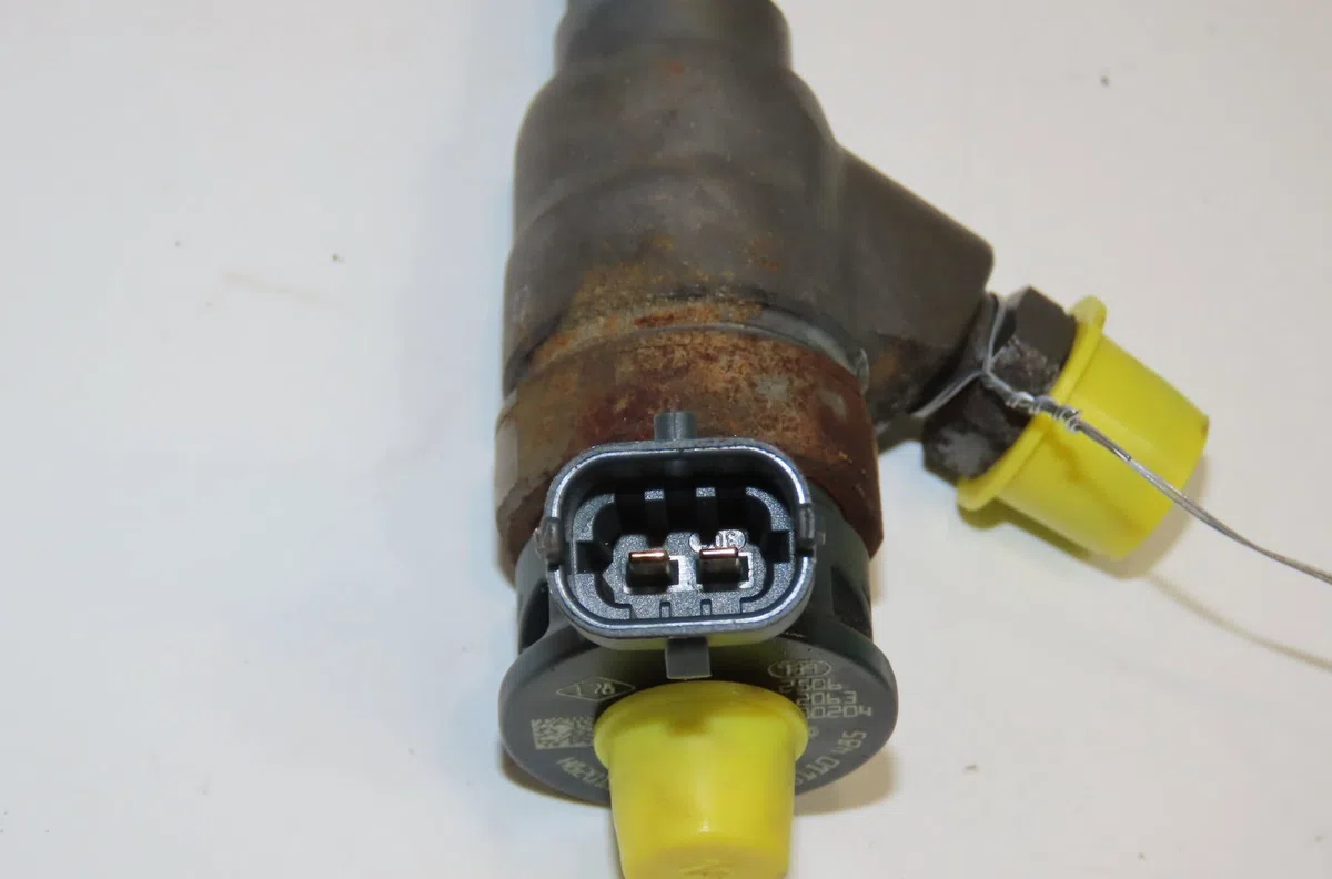 Injecteur Renault CLIO IV (BH_) 1.5 dci 75 (2012) 5 portes occasion