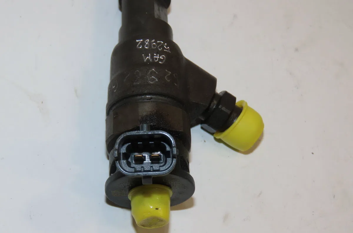 Injecteur Renault CLIO IV (BH_) 1.5 dci 90 (2012) 5 portes occasion
