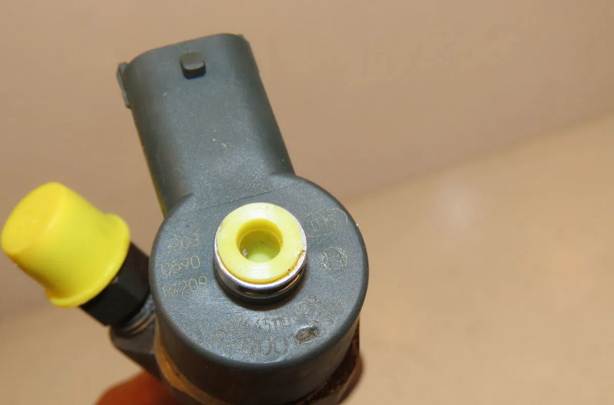 Injecteur Renault ESPACE III (JE0_) 2.2 dci (je0k) (2000-2002) 5 portes occasion