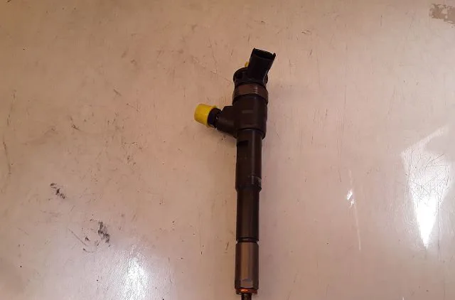 Injecteur Renault KANGOO - GRAND KANGOO II (KW0-1_) 1.5 dci 90 (kw05, kw08, kw0g, kw11) (2008) occasion