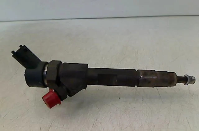 Injecteur RENAULT MEGANE 2001 occasion