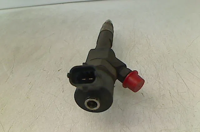 Injecteur RENAULT MEGANE 2001 occasion