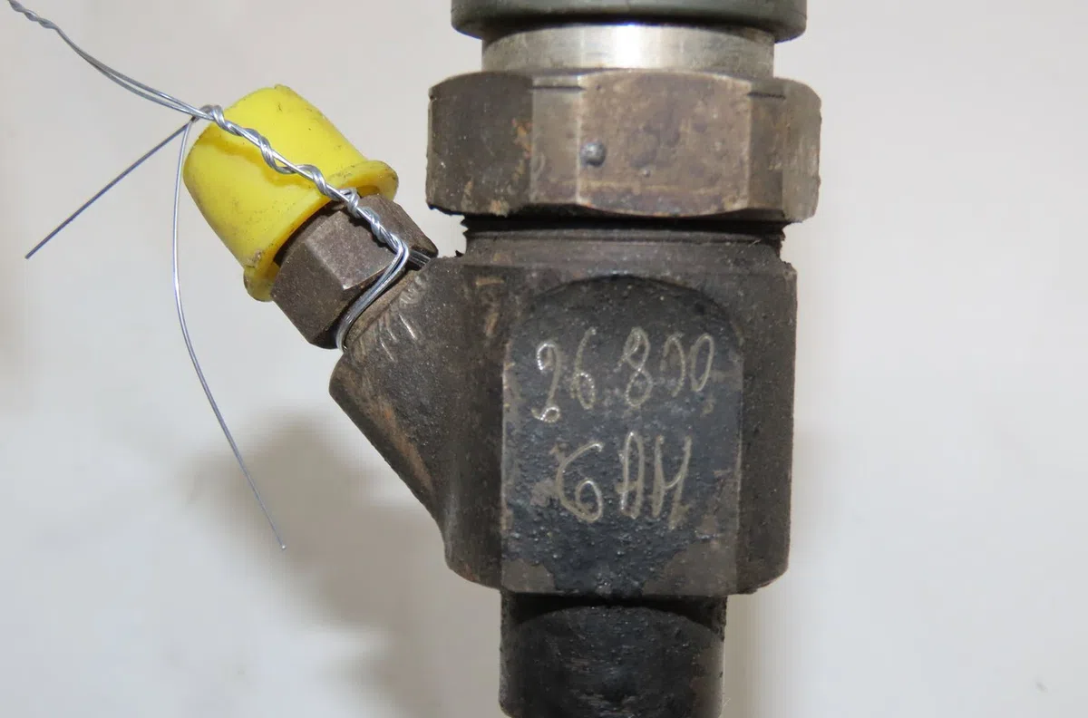 Injecteur RENAULT MEGANE SCENIC I 2002 occasion