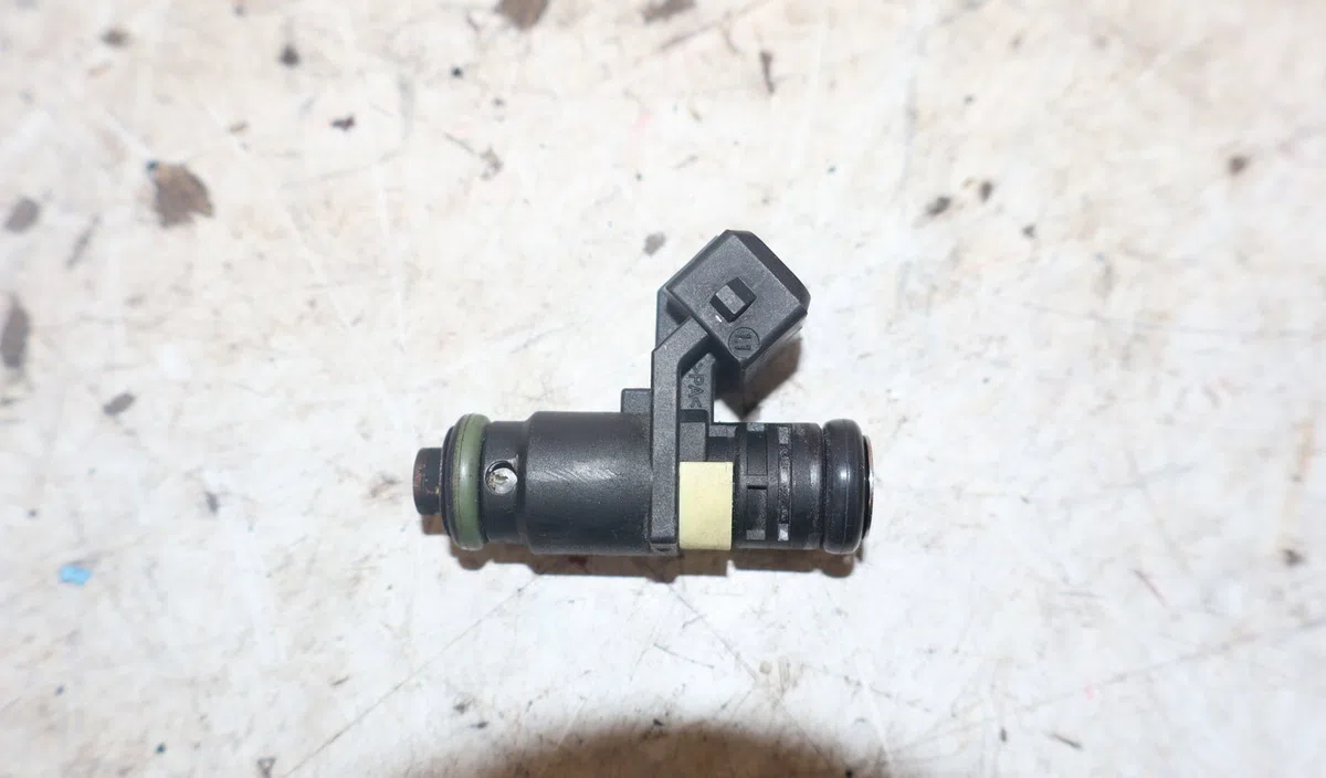 Injecteur Renault MODUS - GRAND MODUS (F-JP0_) 1.2 16v (jp0w) (2007) occasion