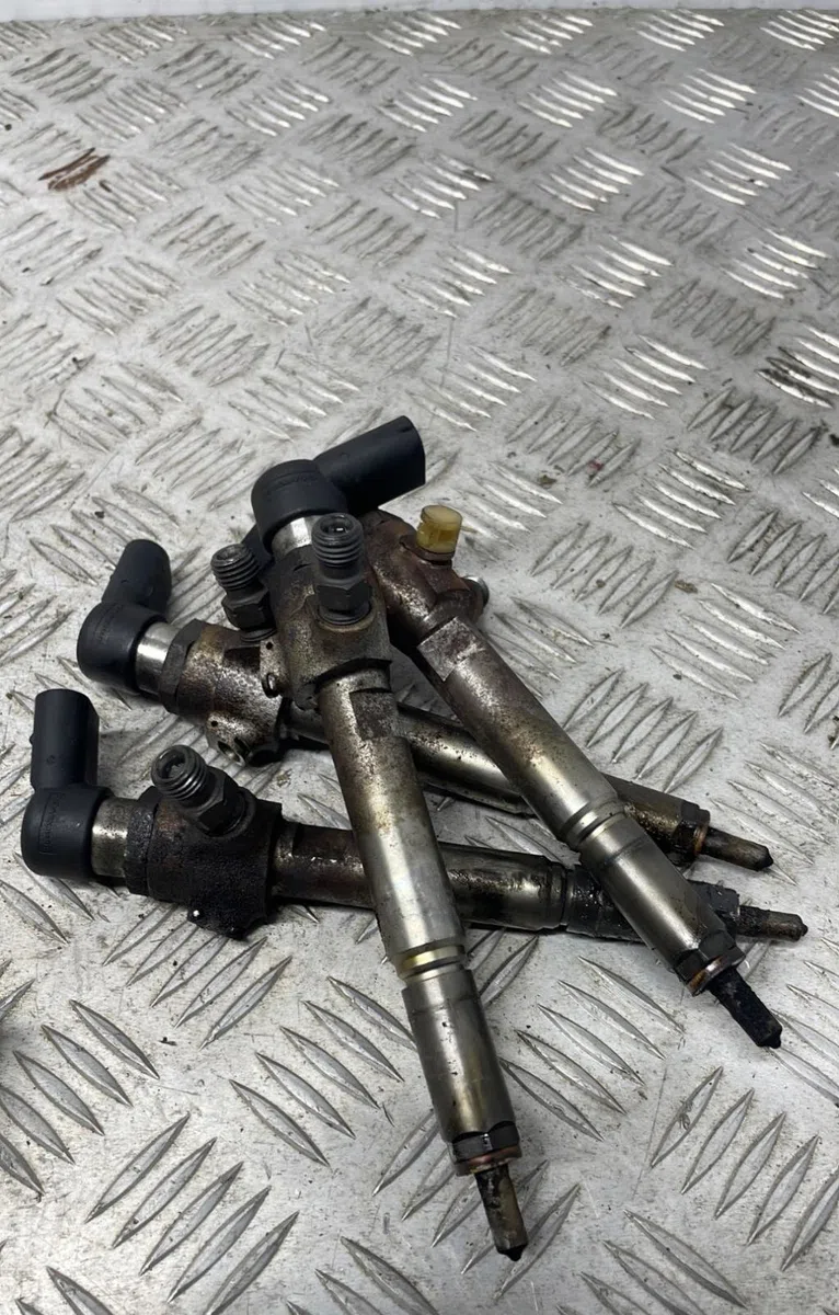 Injecteur RENAULT SCENIC 2 PHASE 1 occasion