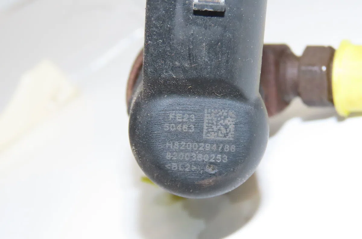 Injecteur Renault SCÉNIC II (JM0-1_) 1.5 dci (jm1e, jm16) (2005-2008) 5 portes occasion