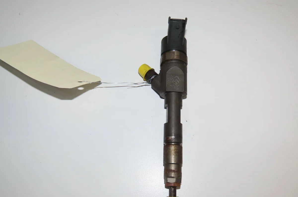 Injecteur Renault SCÉNIC III (JZ0-1_) 1.9 dci (jz0j, jz1j, jz1k, jz1s) (2009) occasion
