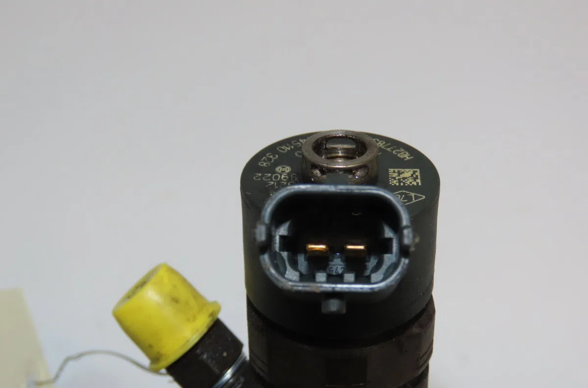 Injecteur Renault SCÉNIC III (JZ0-1_) 1.9 dci (jz0j, jz1j, jz1k, jz1s) (2009) occasion