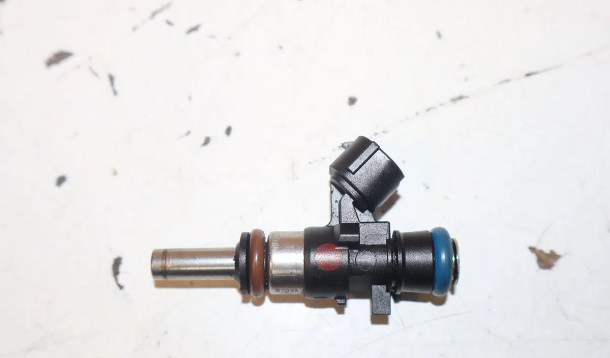 Injecteur Renault TWINGO III (BCM_, BCA_) 0.9 tce 90 (2014) 5 portes occasion