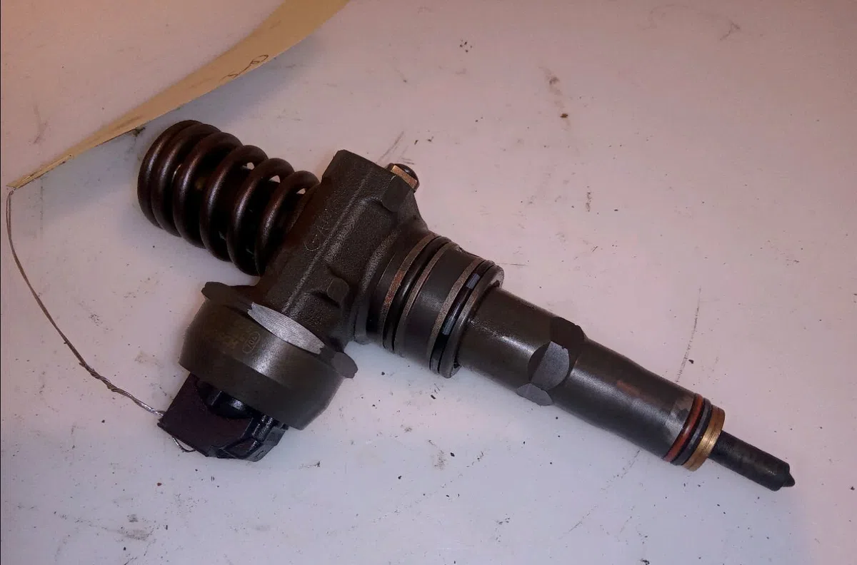 Injecteur Seat IBIZA III (6L1) 1.4 tdi (2002-2005) 3 portes occasion