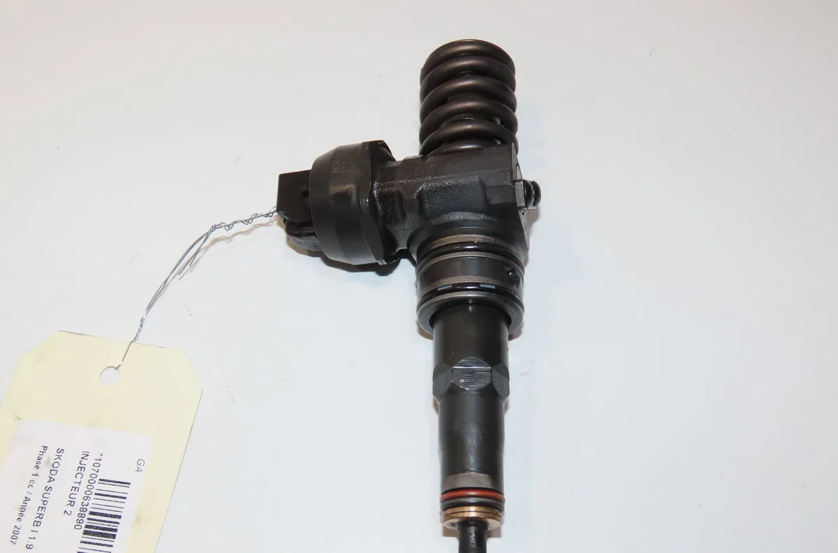 Injecteur Skoda SUPERB I (3U4) 1.9 tdi (2001-2008) occasion