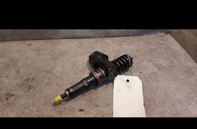 Injecteur Volkswagen PASSAT B5 (3B2) 1.9 tdi (1996-2000) occasion
