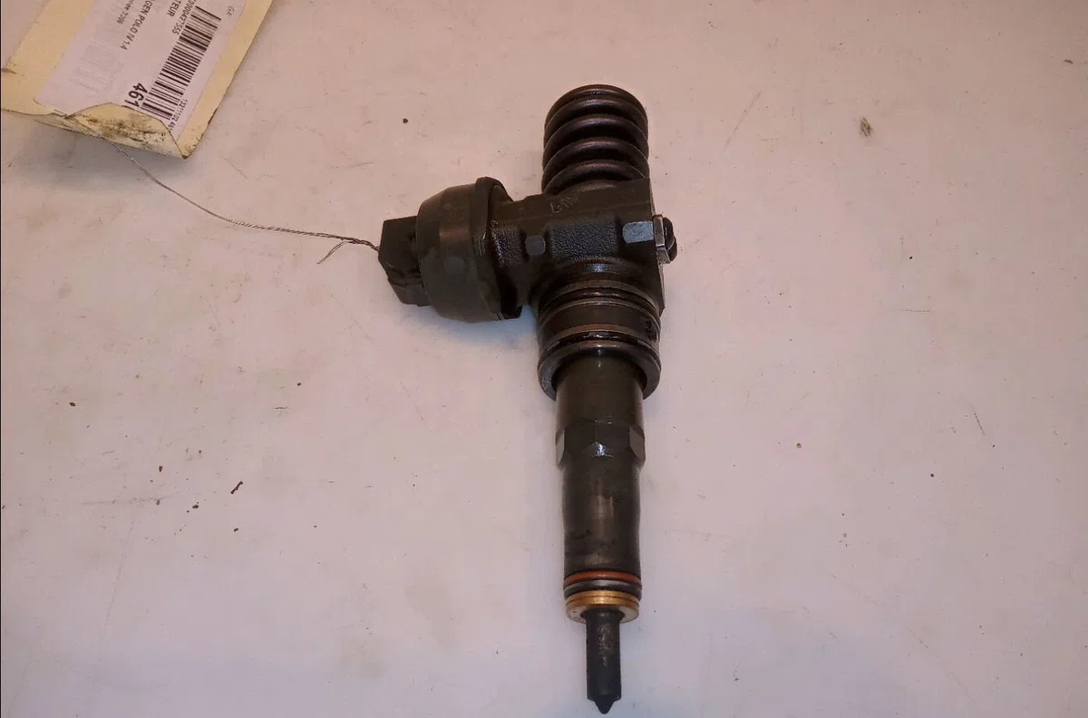 Injecteur Volkswagen POLO (9N_, 9A_) 1.4 tdi (2001-2005) 3 portes occasion