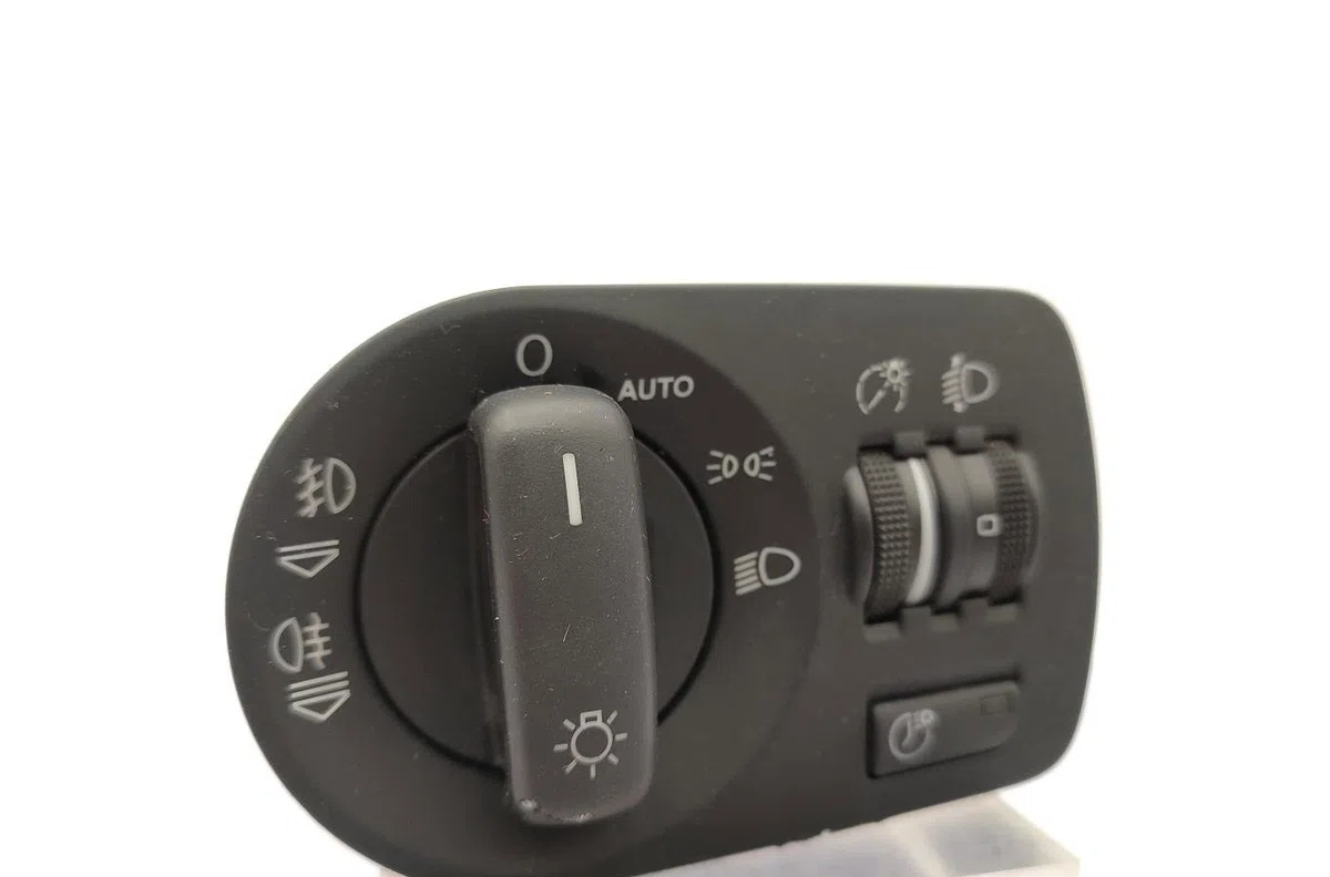 Interrupteur commande de phares AUDI A3 2 PHASE 1 occasion
