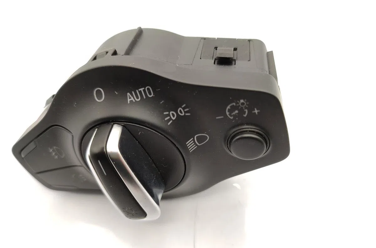 Interrupteur commande de phares AUDI A5 1 COUPE S5 PHASE 1 occasion