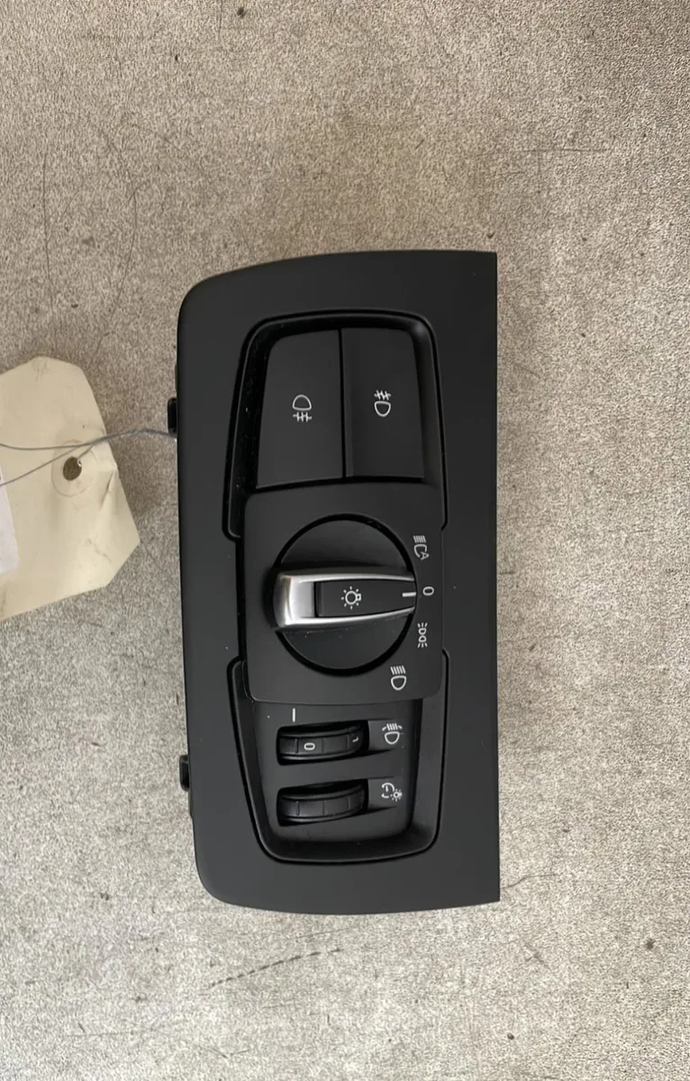 Interrupteur commande de phares Bmw 3 Touring (F31) 318 d (2012-2015) occasion
