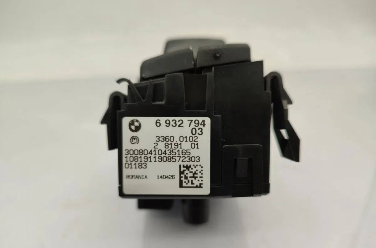 Interrupteur commande de phares BMW SERIE 1 E87 PHASE 2 occasion