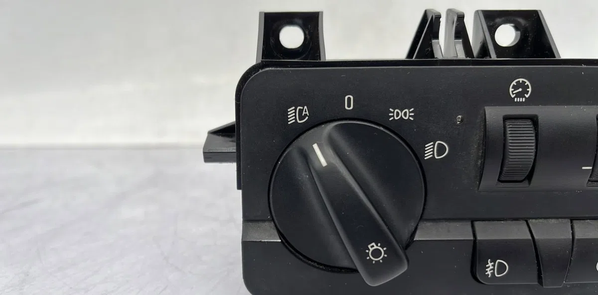 Interrupteur commande de phares BMW SERIE 3 E46 PHASE 2 occasion