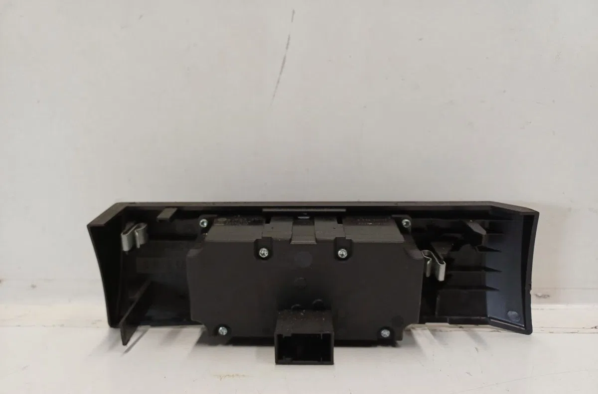 Interrupteur commande de phares BMW SERIE 5 E60 PHASE 1 occasion
