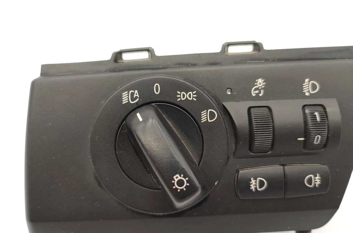 Interrupteur commande de phares BMW X3 E83 PHASE 1 occasion