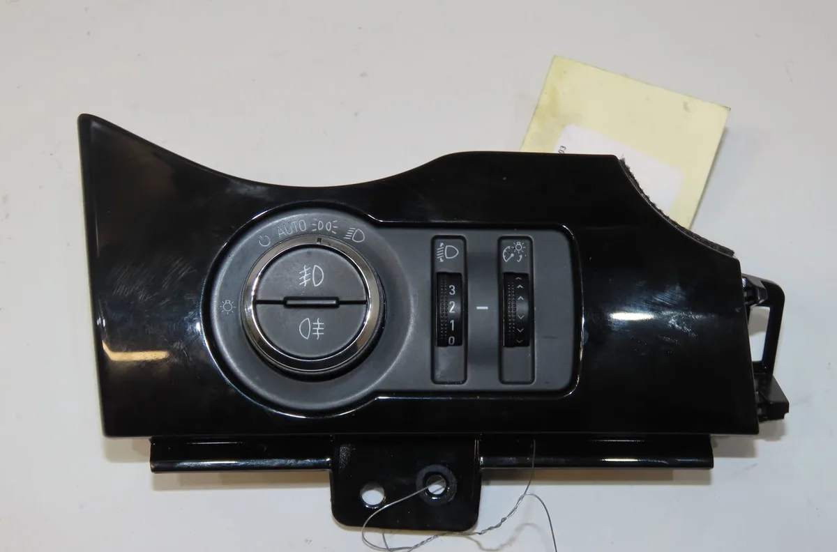 Interrupteur commande de phares Chevrolet ORLANDO (J309) 2.0 d (2011-2015) occasion