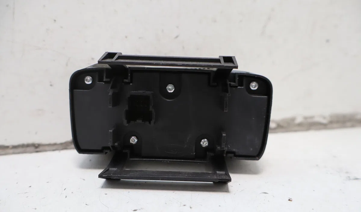 Interrupteur commande de phares Ford C-MAX II (DXA-CB7, DXA-CEU) 2.0 tdci (2010-2019) occasion