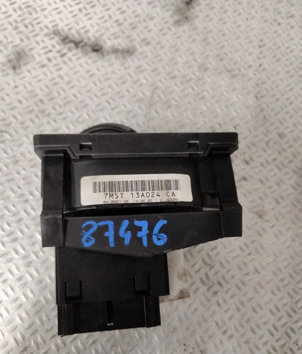 Interrupteur commande de phares Ford FOCUS II (DA_, HCP, DP) 1.6 tdci (2004-2012) occasion