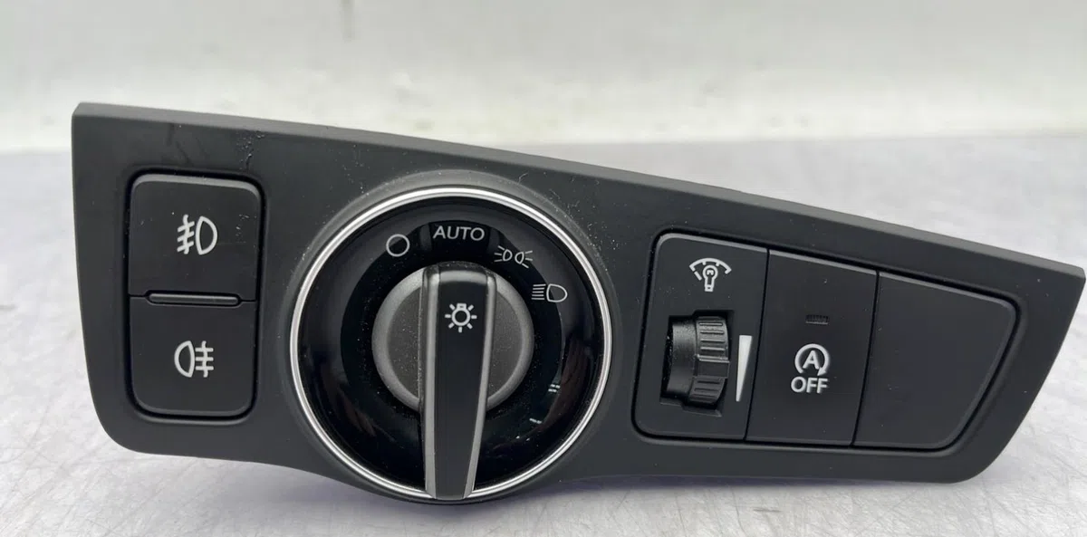 Interrupteur commande de phares HYUNDAI I 40 PHASE 2 occasion