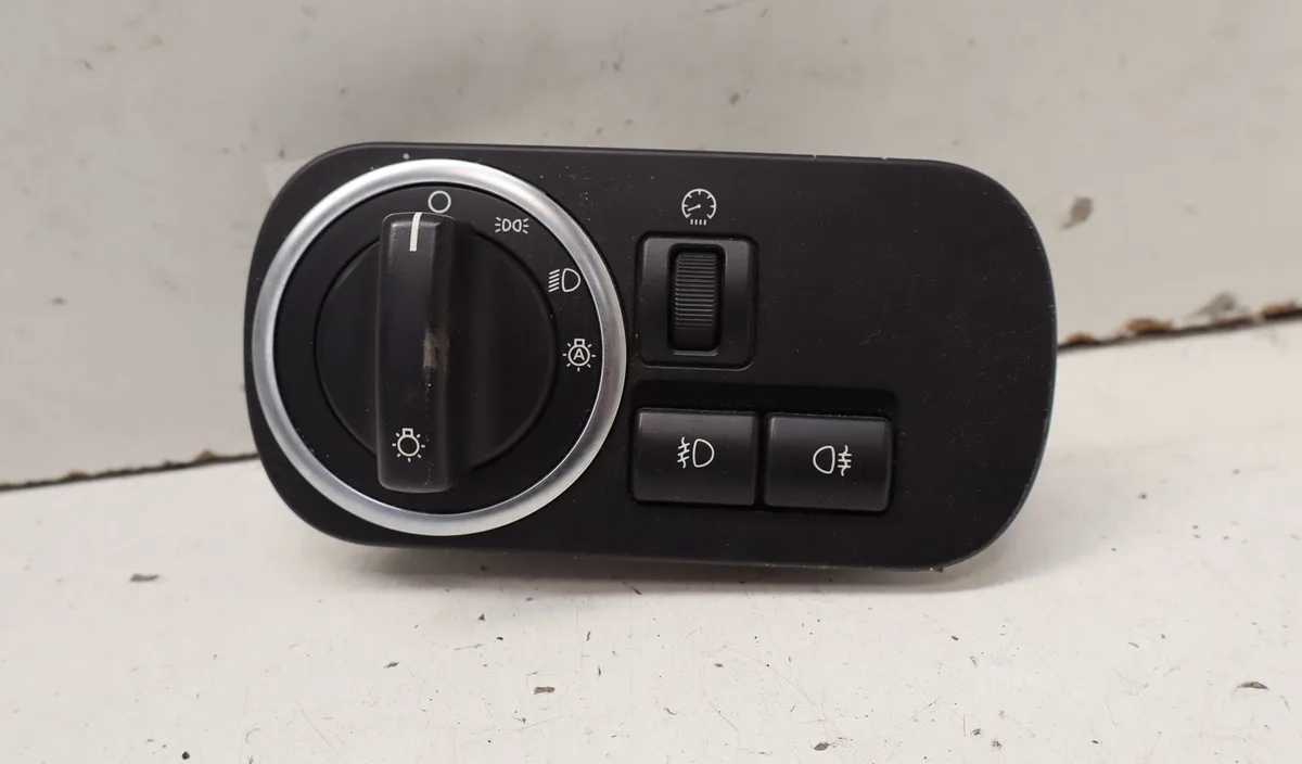 Interrupteur commande de phares Land rover RANGE ROVER SPORT I (L320) 3.0 d 4x4 (2010-2013) occasion