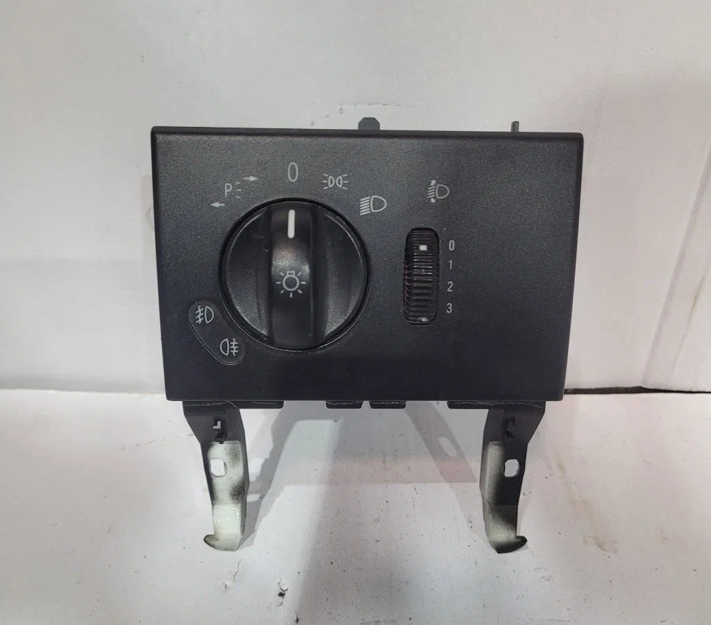 Interrupteur commande de phares Mercedes-benz VITO - MIXTO Camionnette (W639) 113 cdi (639.601, 639.603, 639.605) (2010)