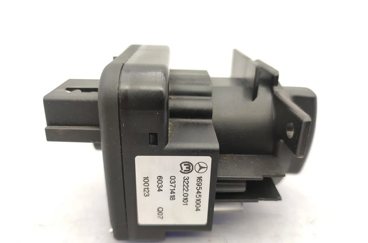 Interrupteur commande de phares MERCEDES CLASSE B 245 PHASE 1 occasion
