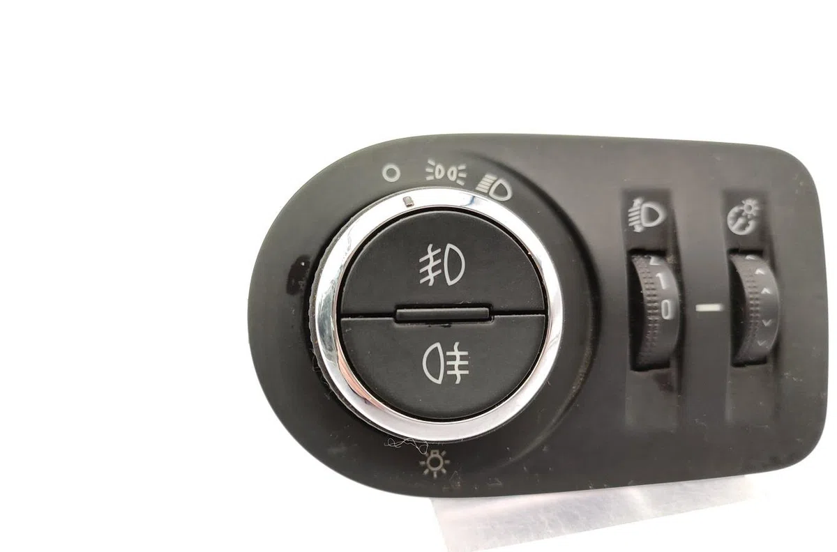 Interrupteur commande de phares OPEL CORSA D PHASE 1 occasion